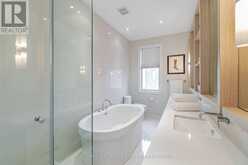 467 NAUTICAL BOULEVARD | Oakville Ontario | Slide Image Fifteen