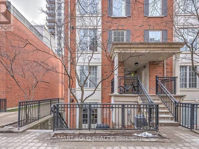 679 - 3 EVERSON DRIVE Toronto Ontario, M2N 7C2 - 3 Bedrooms Condo For Sale