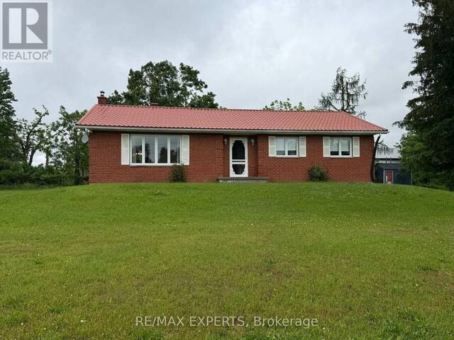 33 FIFTH LINE S Oro-Medonte Ontario, L0L 2E0 - 3 Bedrooms Home For Sale