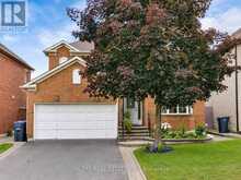 15 SILKTOP TRAIL | Brampton Ontario | Slide Image Two