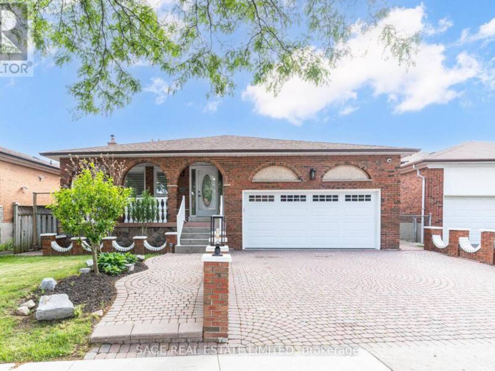 40 BEAMSVILLE DRIVE, Toronto, Ontario M1T 3S2