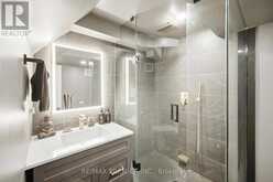 115 WILLIAM ROE BOULEVARD | Newmarket Ontario | Slide Image Twenty