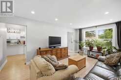 115 WILLIAM ROE BOULEVARD | Newmarket Ontario | Slide Image Six