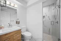 115 WILLIAM ROE BOULEVARD | Newmarket Ontario | Slide Image Seven