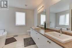 26 HODGSON ROAD N | Bradford West Gwillimbury Ontario | Slide Image Thirty-two
