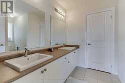 26 HODGSON ROAD N | Bradford West Gwillimbury Ontario | Slide Image Thirty-nine