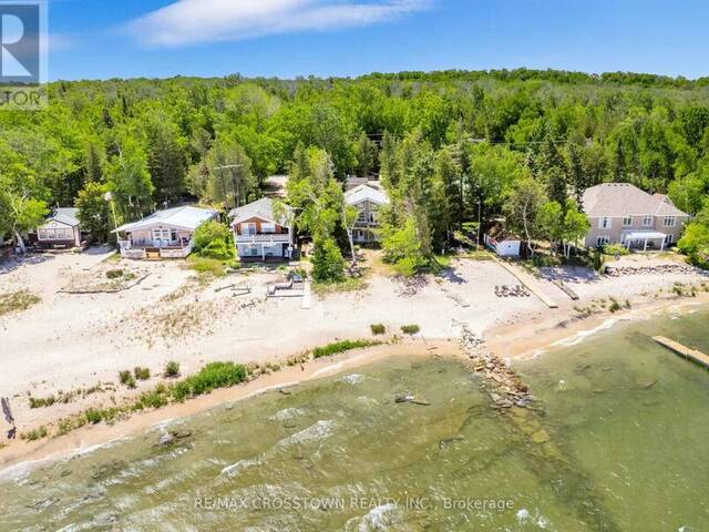 1799 CHAMPLAIN ROAD Tiny Ontario, L9M 0B6 - 3 Bedrooms Waterfront Home For sale