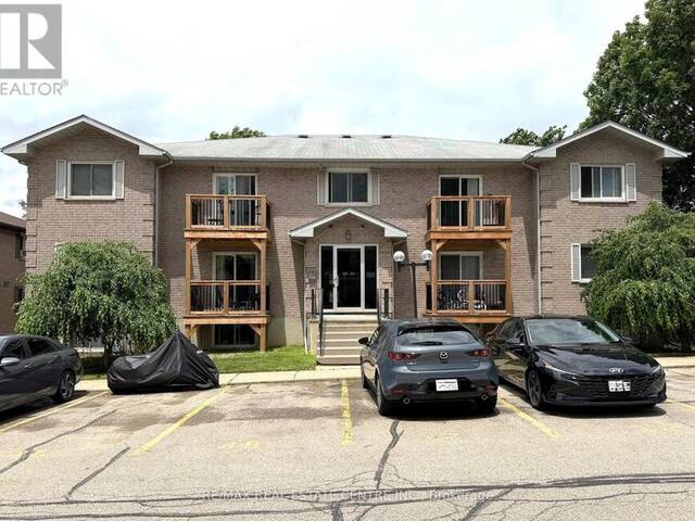 206 - 266 OVERLEA DRIVE Kitchener Ontario, N2M 5N2 - 2 Bedrooms Condo For Sale
