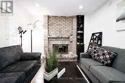 8 YEOMAN DRIVE | Brantford Ontario | Slide Image Fourteen