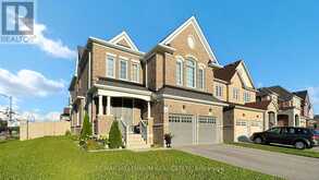 845 LANGFORD BOULEVARD | Bradford West Gwillimbury Ontario | Slide Image Two