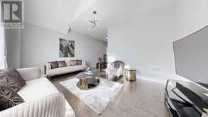 845 LANGFORD BOULEVARD | Bradford West Gwillimbury Ontario | Slide Image Thirty