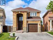 32 BEAVERBROOK CRESCENT | Vaughan Ontario | Slide Image One