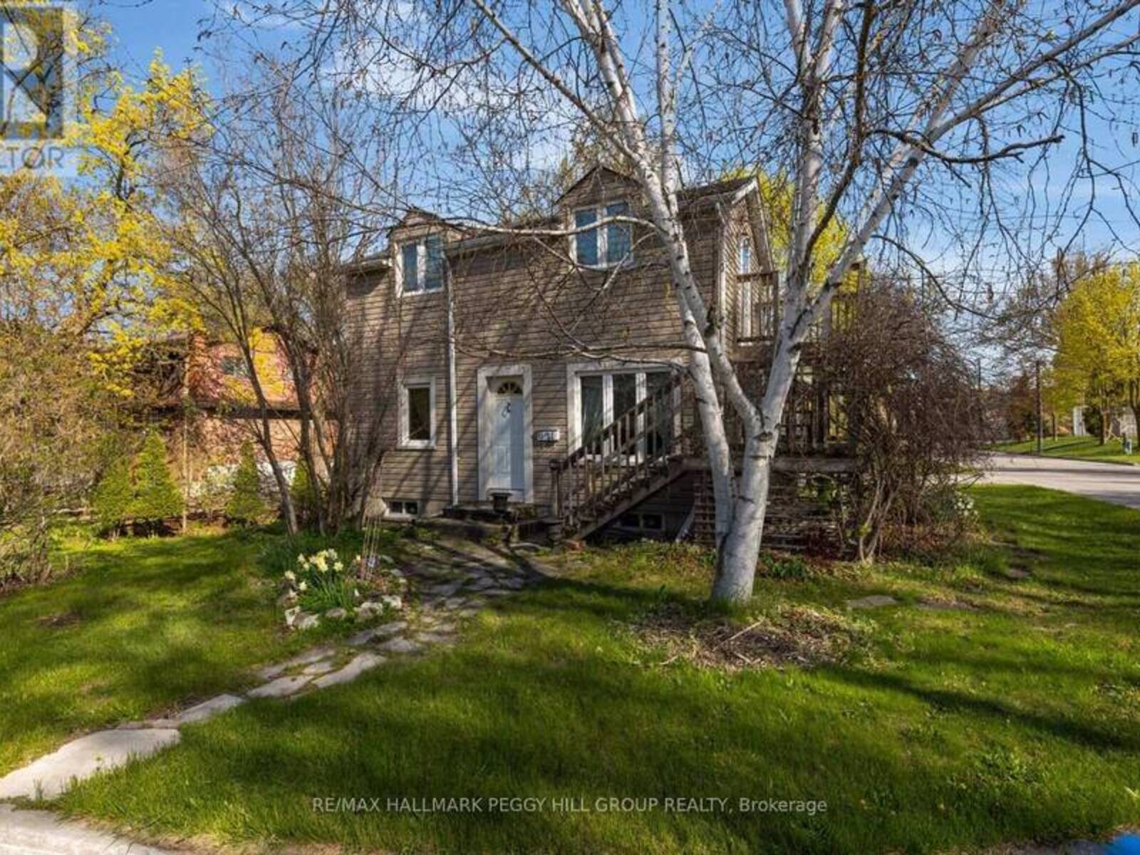 621 LYDIA STREET, Newmarket, Ontario L3Y 1M4