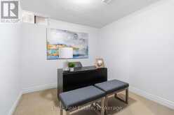 2014 GOLDEN BRIAR TRAIL | Oakville Ontario | Slide Image Thirty-eight