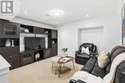 2014 GOLDEN BRIAR TRAIL | Oakville Ontario | Slide Image Thirty-nine