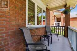 2014 GOLDEN BRIAR TRAIL | Oakville Ontario | Slide Image Three