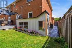 2014 GOLDEN BRIAR TRAIL | Oakville Ontario | Slide Image Forty-two