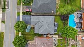 2014 GOLDEN BRIAR TRAIL | Oakville Ontario | Slide Image Forty-six
