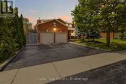 2014 GOLDEN BRIAR TRAIL | Oakville Ontario | Slide Image Forty-nine