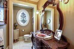 165 PARR PLACE | Vaughan Ontario | Slide Image Seventeen