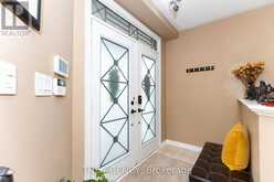 54 THAMES DRIVE | Whitby Ontario | Slide Image Five