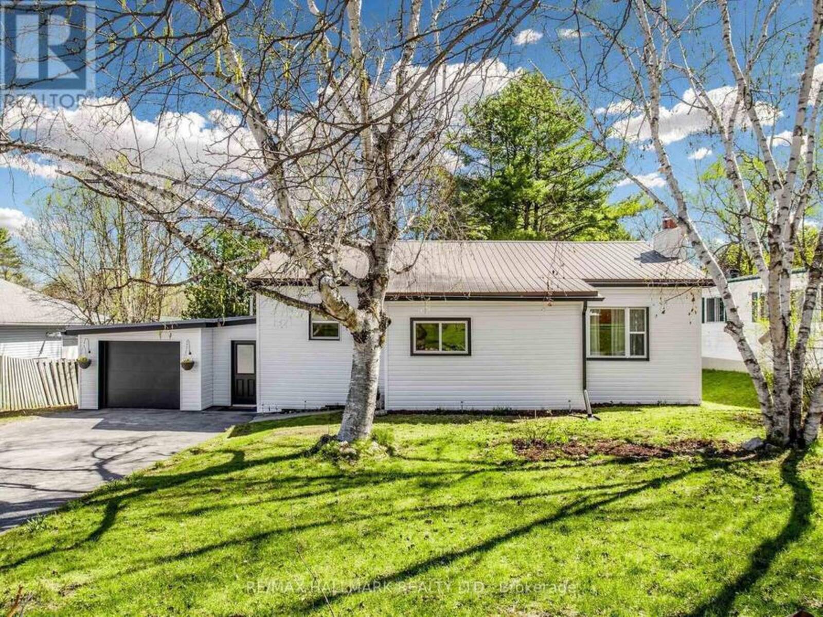 19 LUDLOW STREET, Midland, Ontario L4R 4B7
