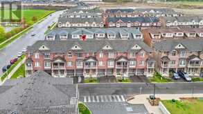 4 - 19 PICARDY DRIVE | Hamilton Ontario | Slide Image Thirty-one