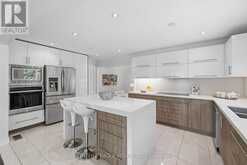 304 FIRGLEN RIDGE | Vaughan Ontario | Slide Image Nine