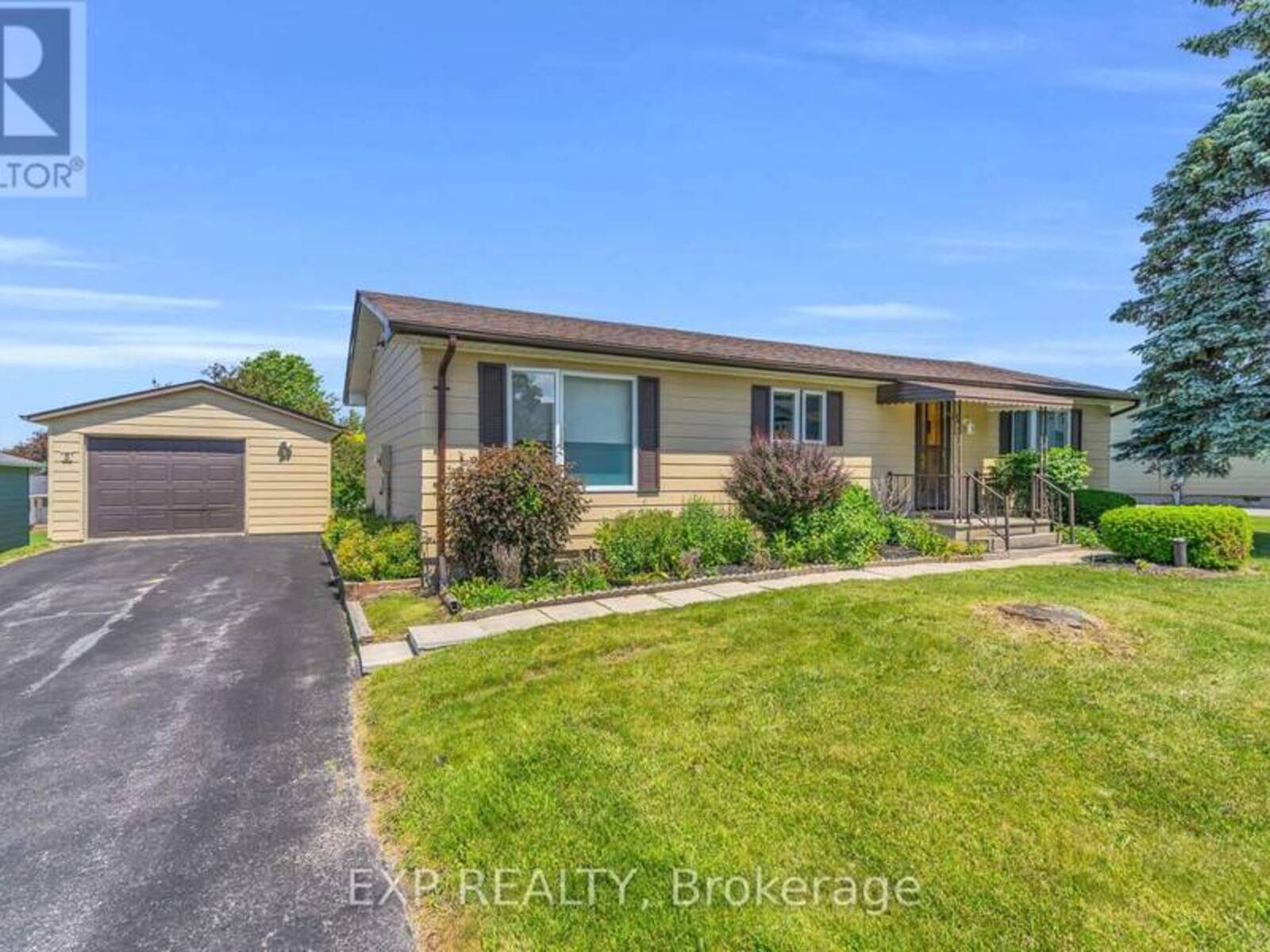 5 INLET COURT, Georgina, Ontario L0E 1R0
