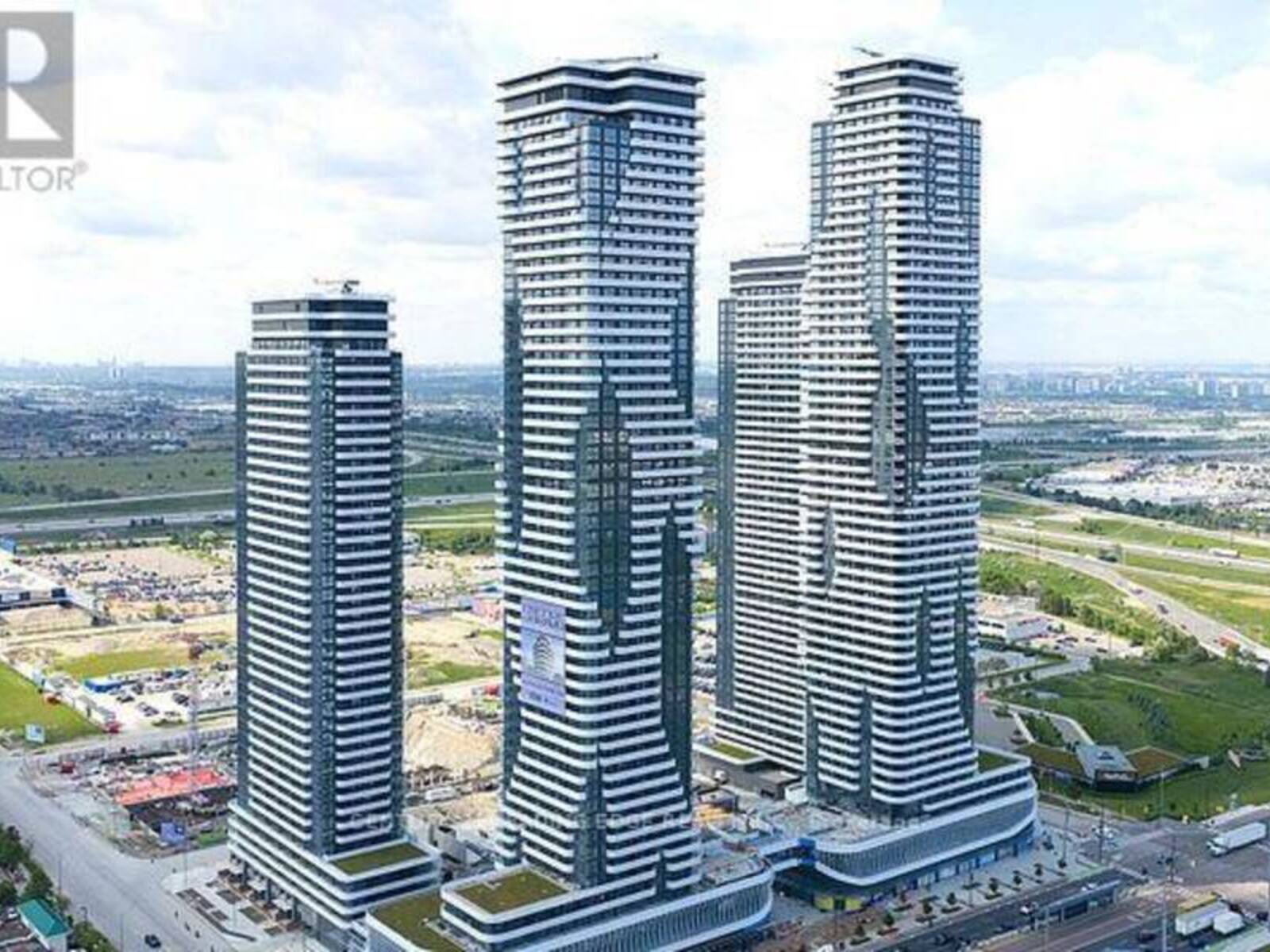 5609 - 225 COMMERCE STREET, Vaughan, Ontario L4K 0R1