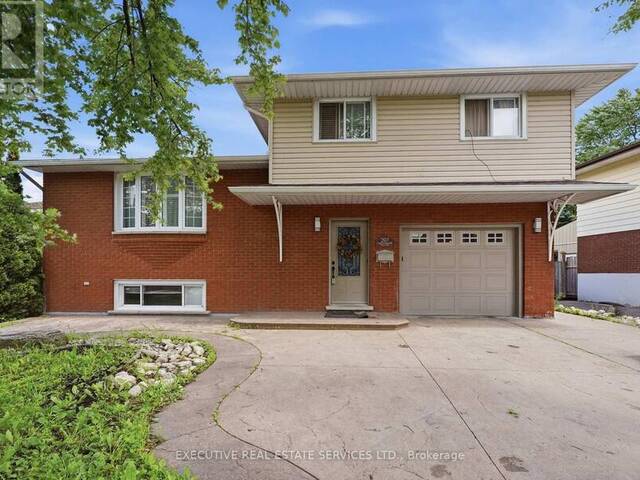 207 CHRISTOPHER DRIVE Cambridge Ontario, N1R 4S6 - 4 Bedrooms Home For Sale