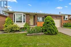 7430 ALEX AVENUE | Niagara Falls Ontario | Slide Image Three
