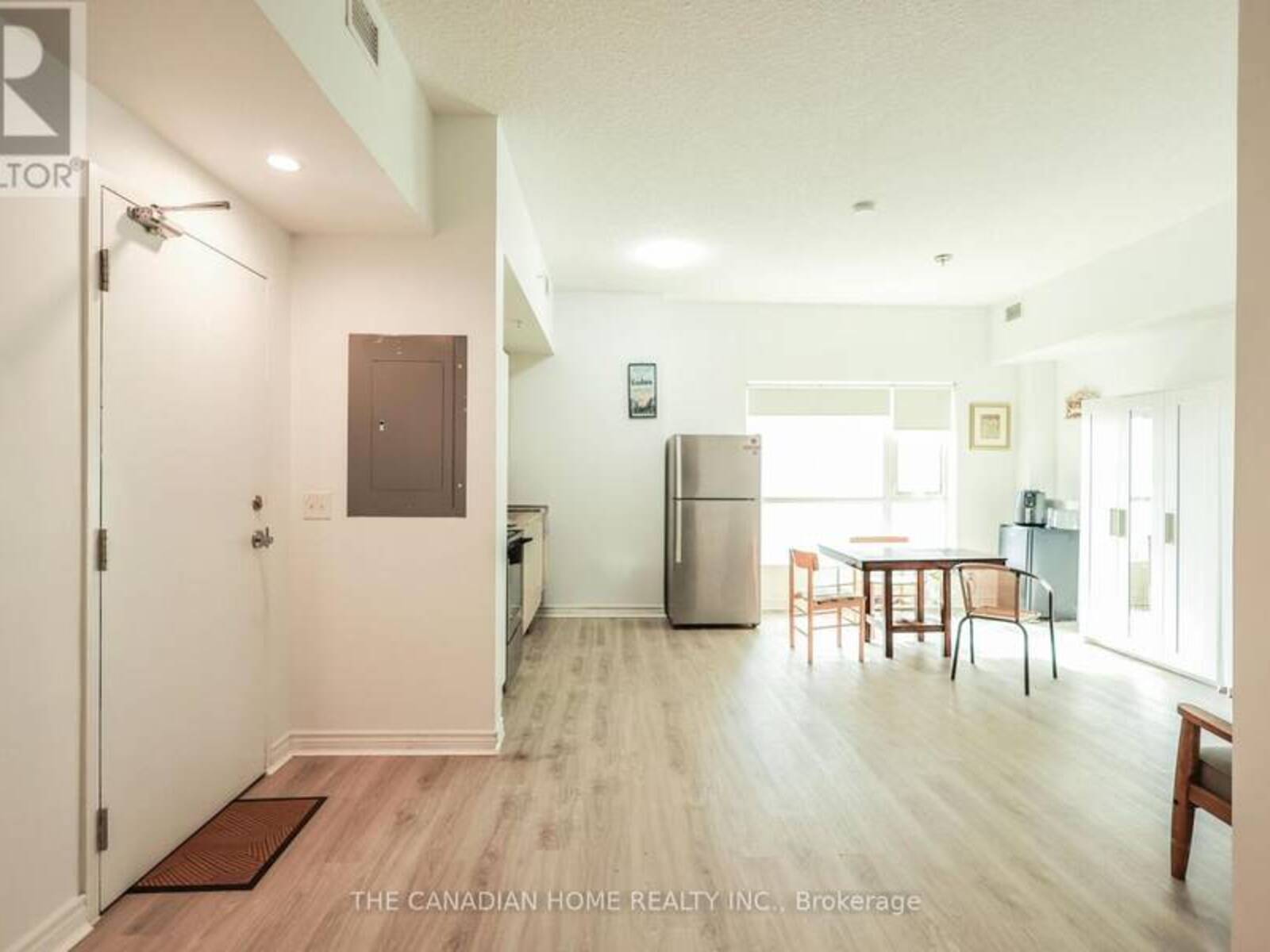304 - 158 KING STREET N, Waterloo, Ontario N2J 0E5