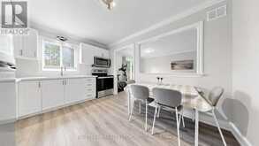 17 NEWLANDS AVENUE | Georgina Ontario | Slide Image Twelve