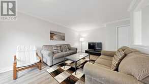 17 NEWLANDS AVENUE | Georgina Ontario | Slide Image Eight