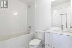 625 - 2 DAVID EYER ROAD | Richmond Hill Ontario | Slide Image Twelve