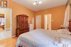 101 OLD COLONY ROAD | Richmond Hill Ontario | Slide Image Sixteen