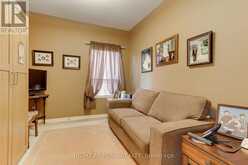 101 OLD COLONY ROAD | Richmond Hill Ontario | Slide Image Twenty-two