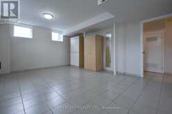 204 SHEPPARD AVENUE W | Toronto Ontario | Slide Image Thirty