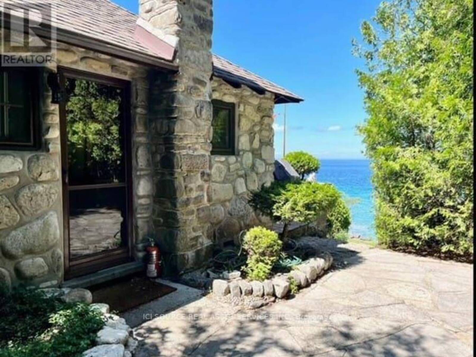 60 ISTHMUS BAY ROAD, Lion's Head, Ontario N0H 1W0