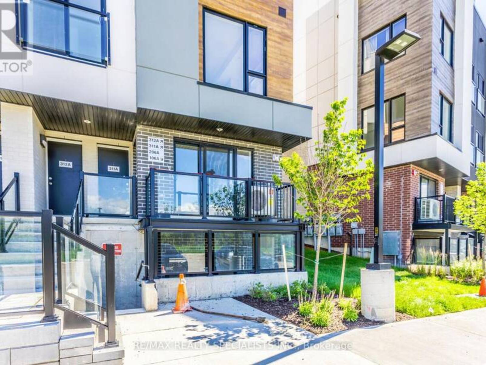 106A - 16 MELBOURNE AVENUE, St. Catharines, Ontario L2P 0G5