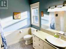 129 BLUE JAY CRESCENT | Markdale Ontario | Slide Image Fifteen