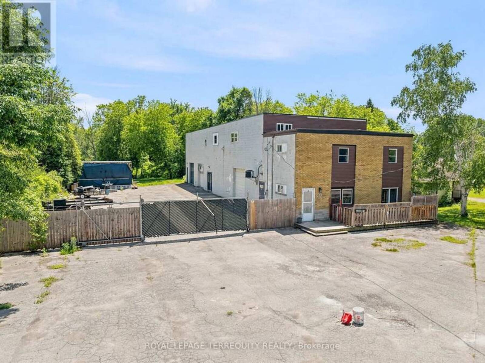 177 W DAVIS STREET, Quinte West, Ontario K8V 5Z5