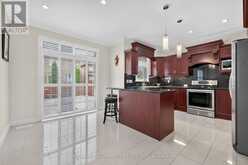 81 MORNING MIST DRIVE | Hamilton Ontario | Slide Image Ten