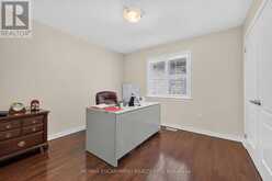 81 MORNING MIST DRIVE | Hamilton Ontario | Slide Image Thirty-three