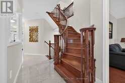 81 MORNING MIST DRIVE | Hamilton Ontario | Slide Image Nine