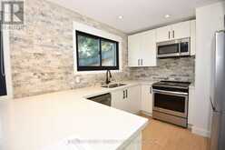 922 CENTRE STREET N | Whitby Ontario | Slide Image Seventeen