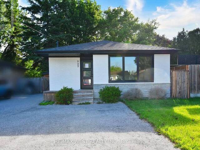 922 CENTRE STREET N Whitby Ontario, L1N 4V1 - 4 Bedrooms Home For Sale