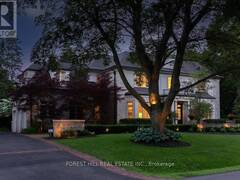 240 POPLAR DRIVE Oakville Ontario, L6J 4C8