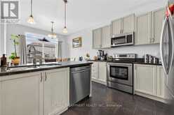44 MATTEO TRAIL | Hamilton Ontario | Slide Image Seventeen